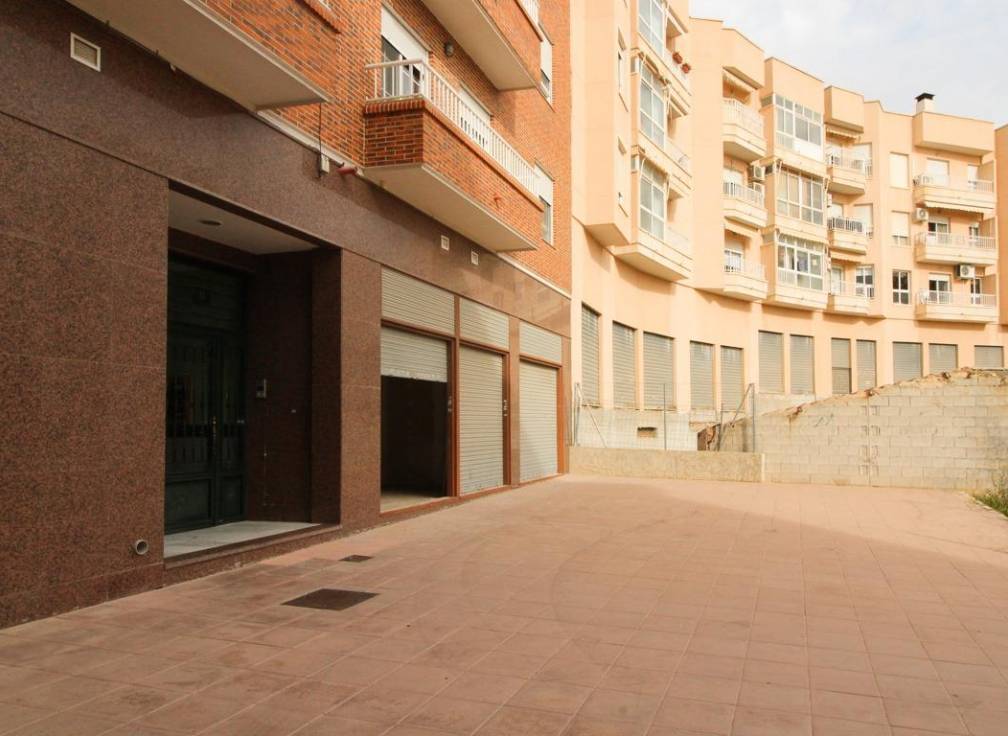 Resale - Business Premises - Crevillent - Plaza de la Comunidad Valenciana