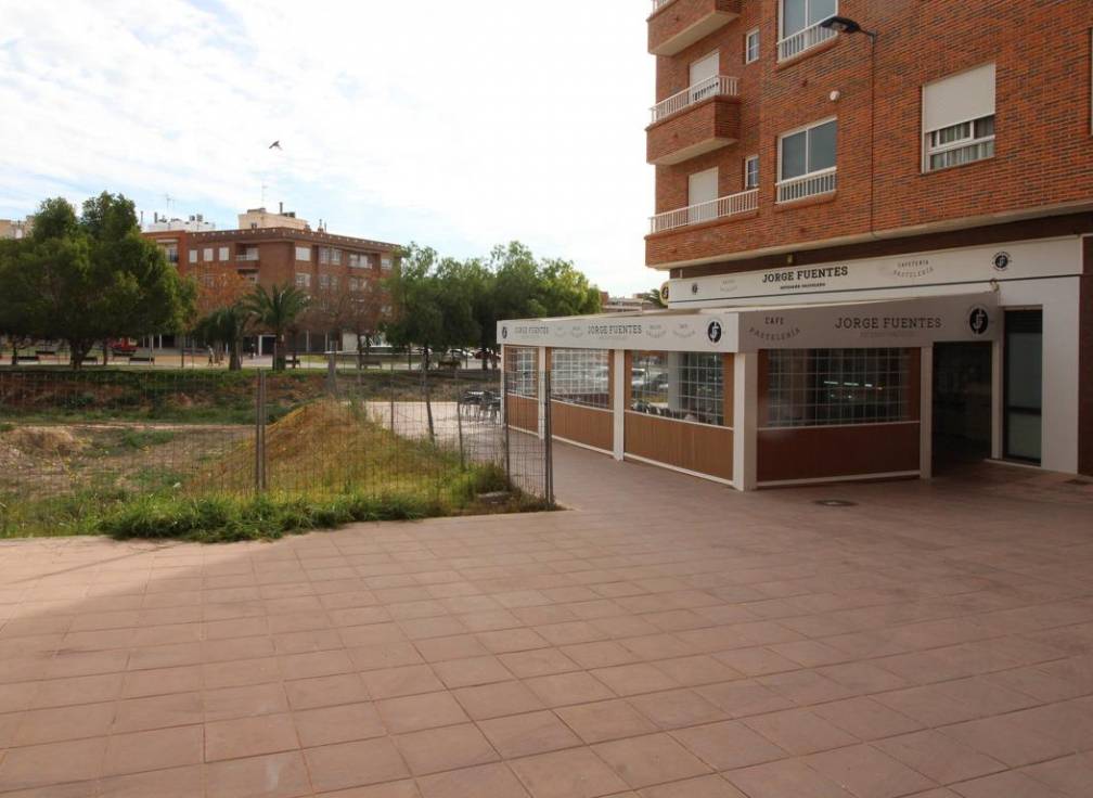 Resale - Business Premises - Crevillent - Plaza de la Comunidad Valenciana
