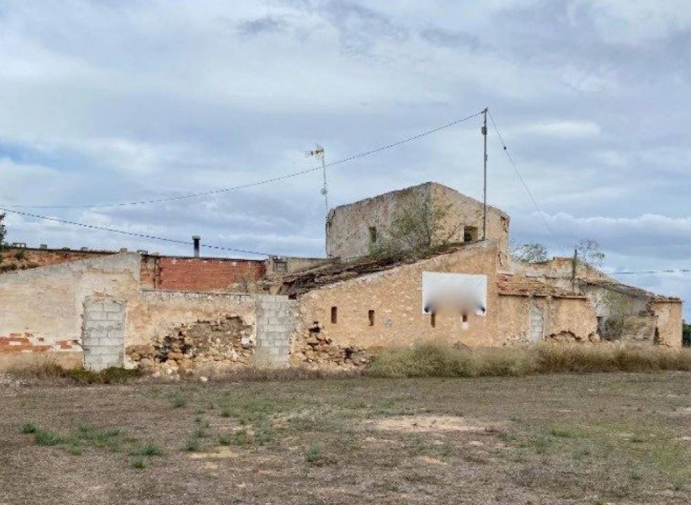 Resale - House with land - Elche Pedanías - Matola