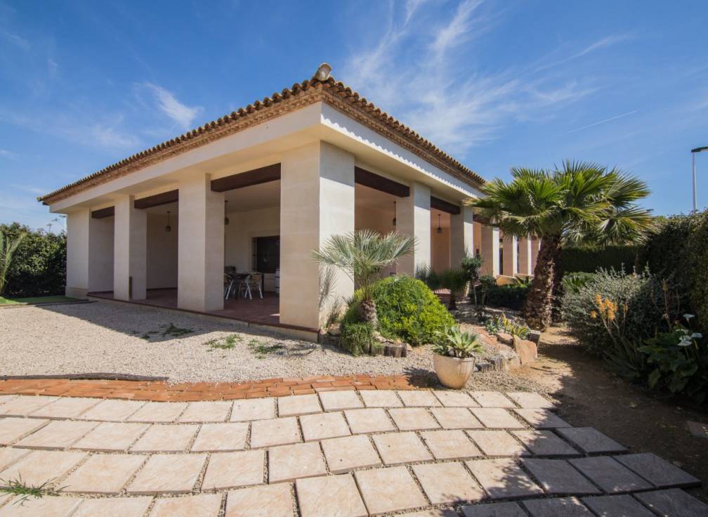 Alquiler - Chalet - Elche