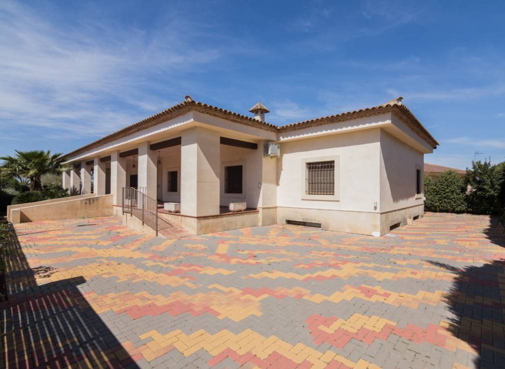 Alquiler - Chalet - Elche