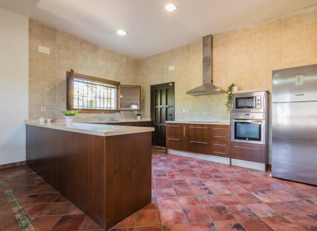 Alquiler - Chalet - Elche