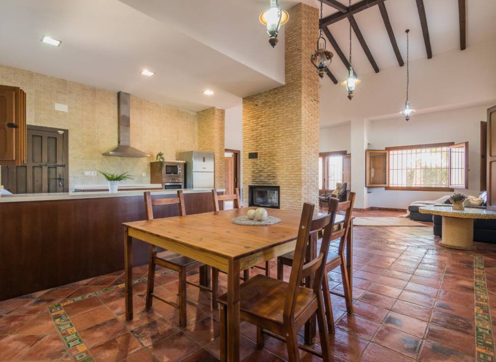 Alquiler - Chalet - Elche