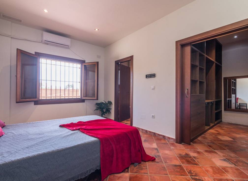 Alquiler - Chalet - Elche