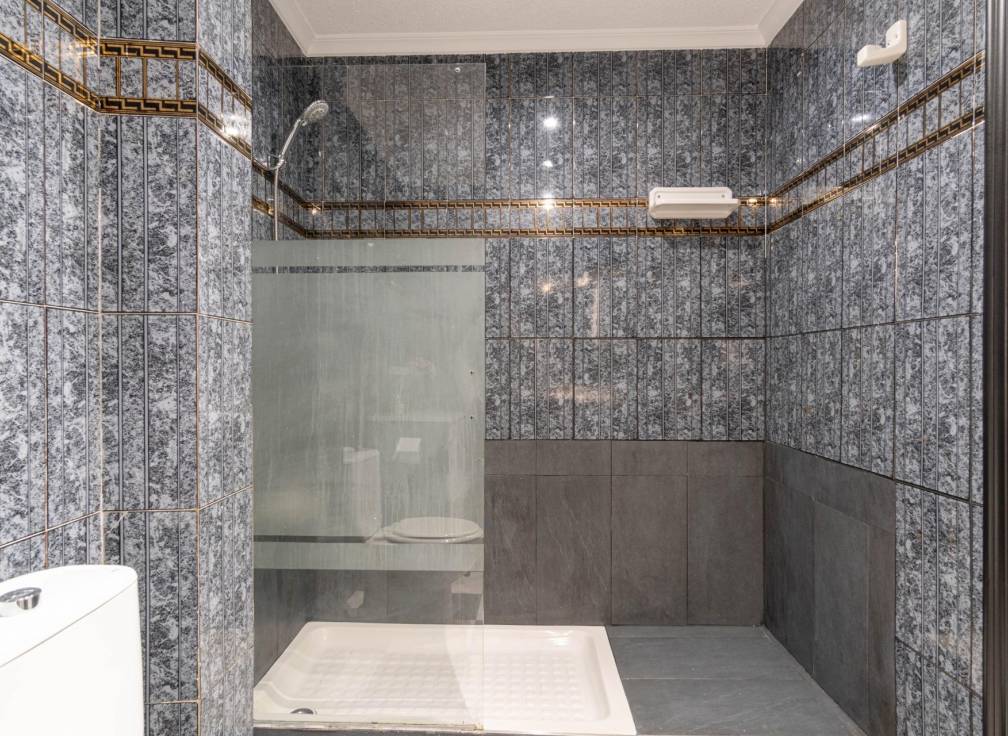 Alquiler - Entresuelo - Elche - Plaza Obispo Siuri