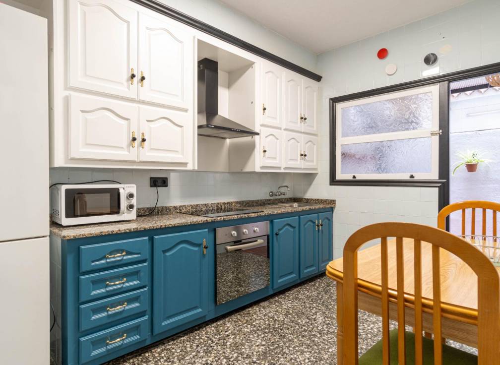 Alquiler - Entresuelo - Elche - Plaza Obispo Siuri