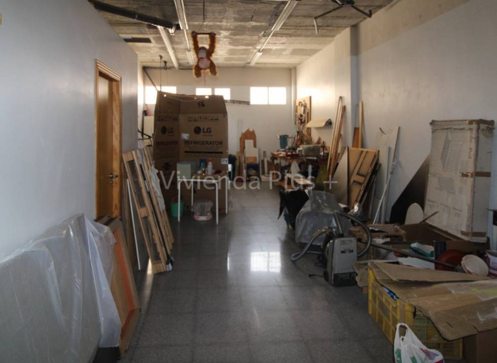 Alquiler - Local comercial - Elche - Cortes valencianas