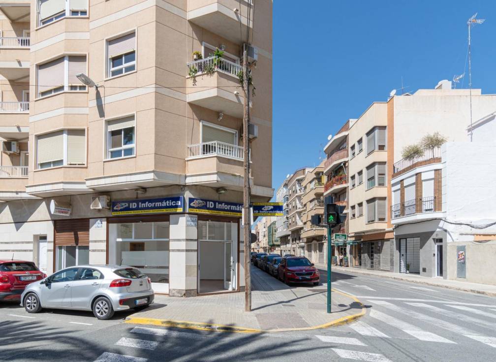 Alquiler - Local comercial - Elche - Portes Encarnades-Torreta-Portalada