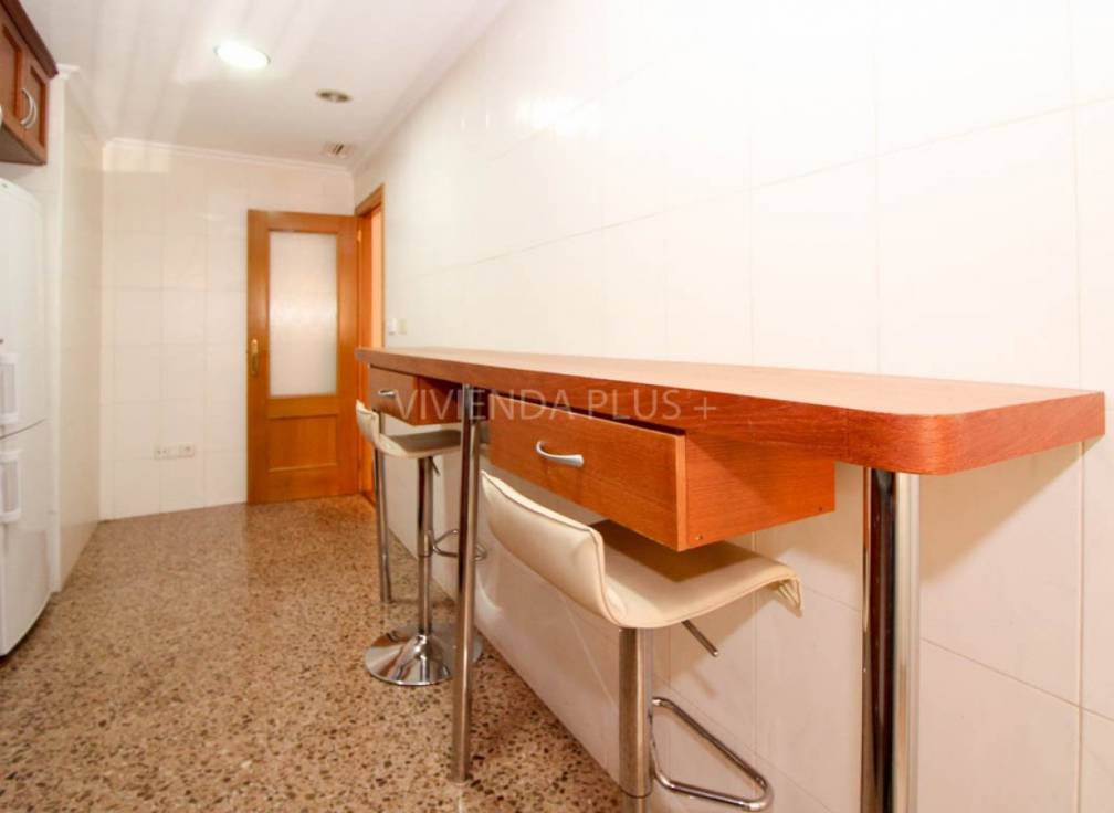 Alquiler - Planta baja - Elche - Corte Ingles