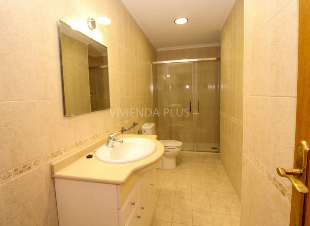 Alquiler - Planta baja - Elche - Corte Ingles