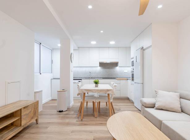 Appartement - Location à long terme - Elche - Reina Victoria-Miguel Hernández