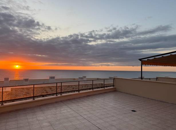 Bungalow - Segunda mano - Arenales del Sol - Arenales del Sol