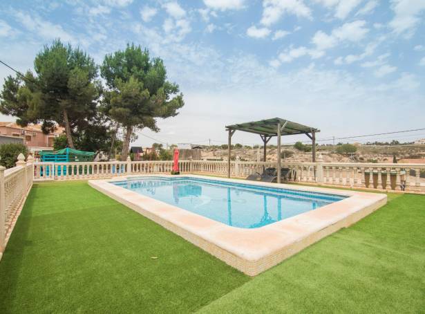 Chalet - Segunda mano - Elche Pedanías - Poligono carrus