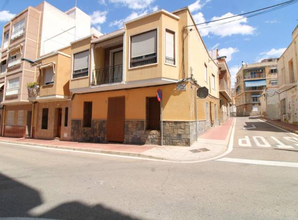 House - Resale - Santa Pola - Playa Levante