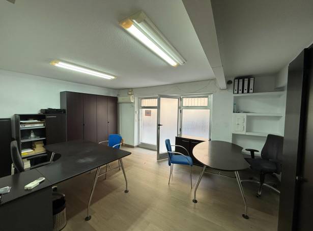 Local comercial - Segunda mano - Elche - AL250801