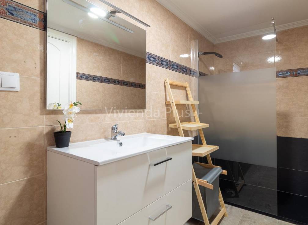 Location à long terme - Appartement - Elche - Plaza Crevillente