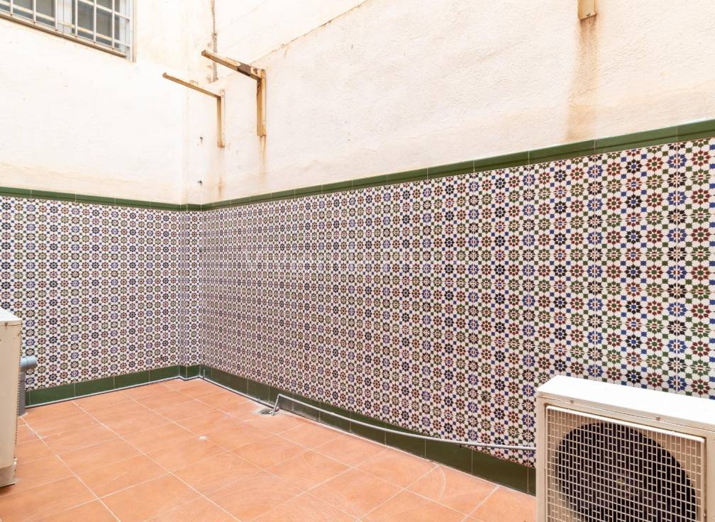 Location à long terme - Appartement - Elche - Plaza Crevillente