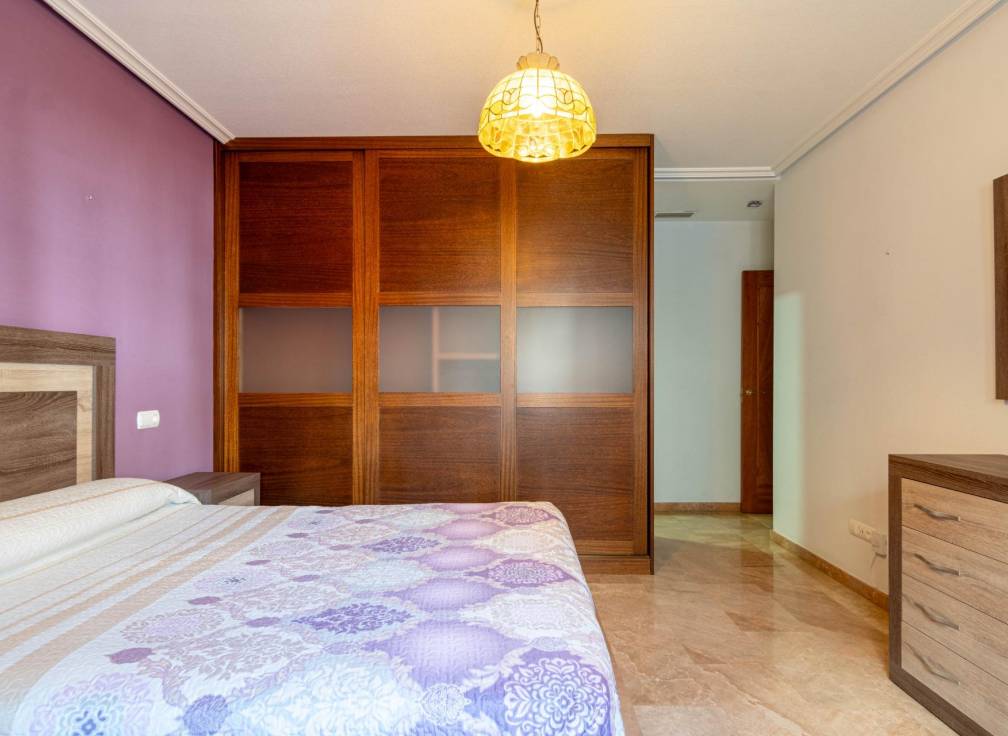 Location à long terme - Appartement - Elche - Plaza Obispo Siuri