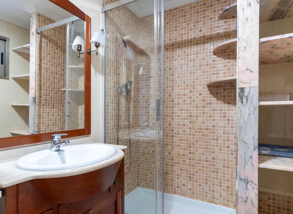 Location à long terme - Appartement - Elche - Plaza Obispo Siuri