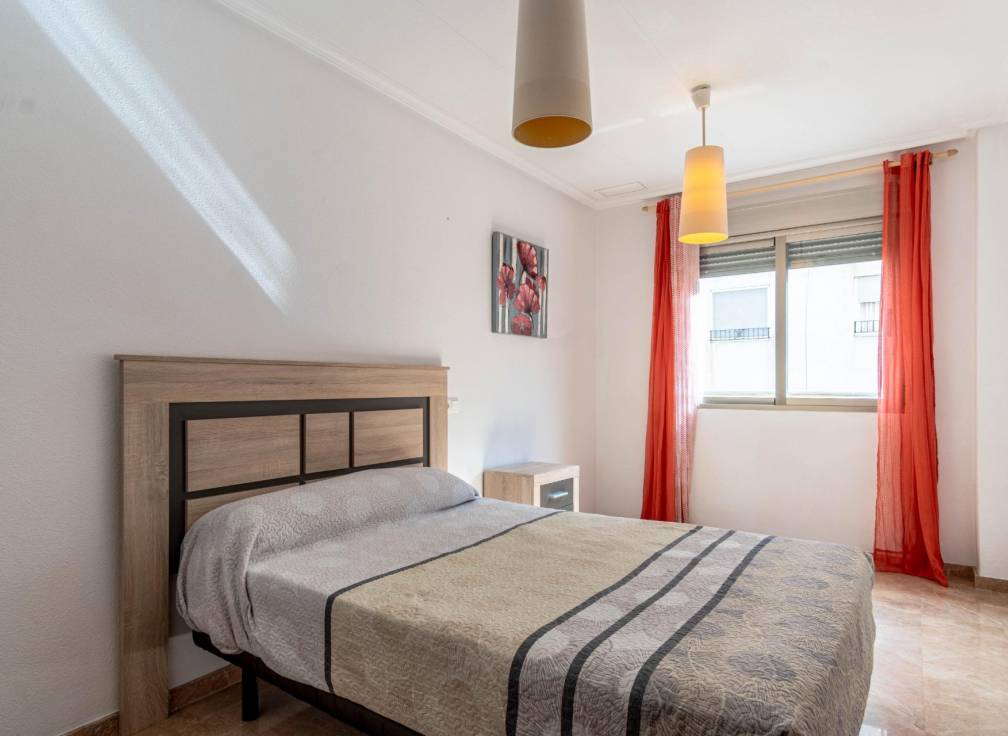 Location à long terme - Appartement - Elche - Plaza Obispo Siuri