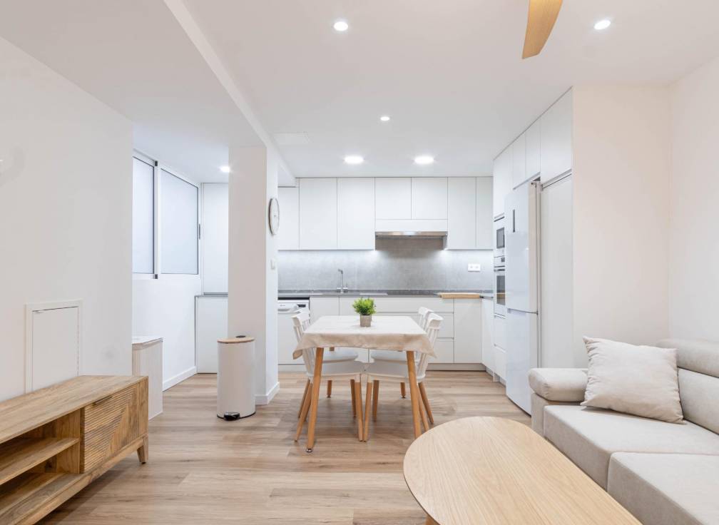 Location à long terme - Appartement - Elche - Reina Victoria-Miguel Hernández