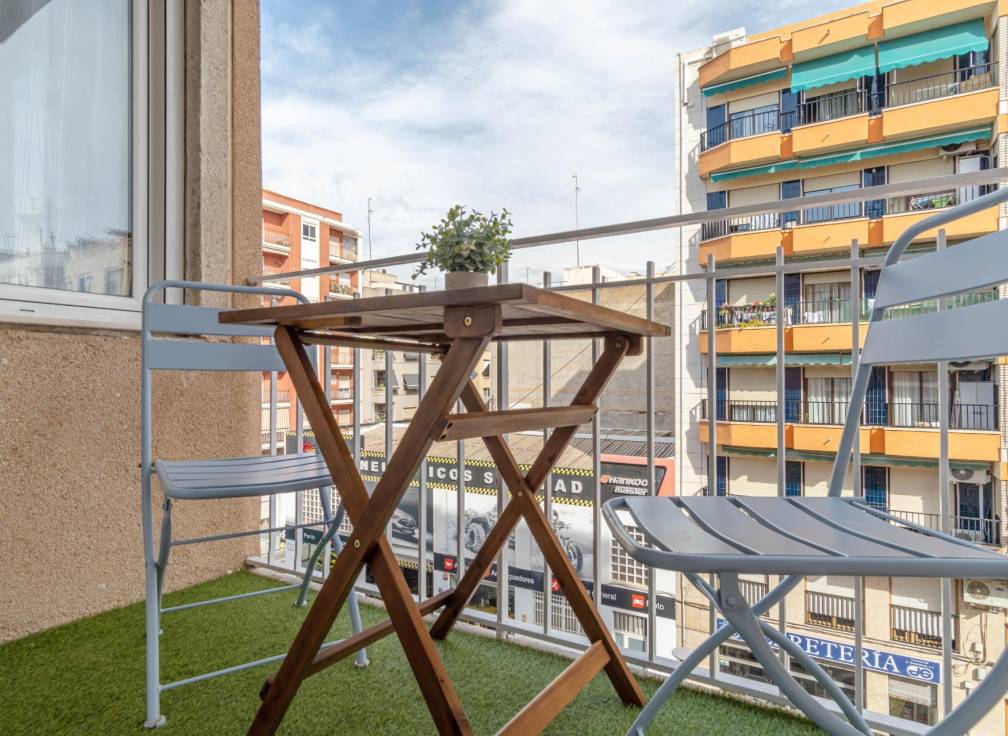 Location à long terme - Appartement - Elche - Reina Victoria-Miguel Hernández