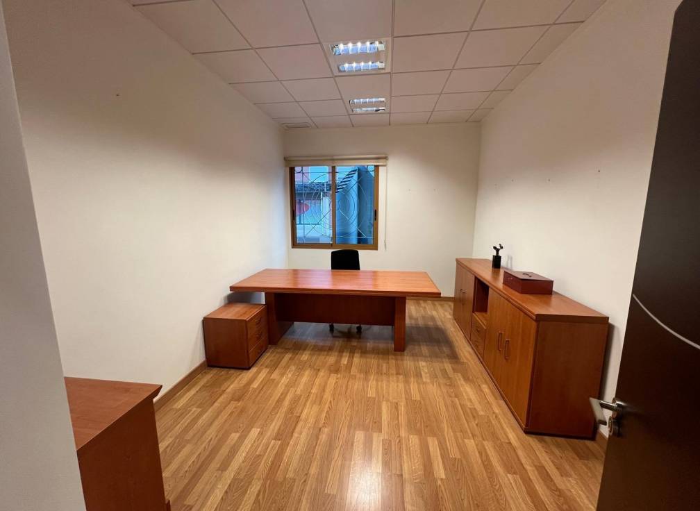 Location à long terme - Local commerciel - Elche - Altabix