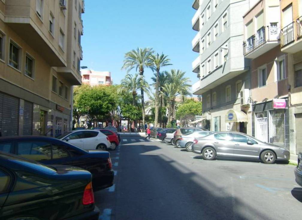 Location à long terme - Local commerciel - Elche - Plaza Barcelona