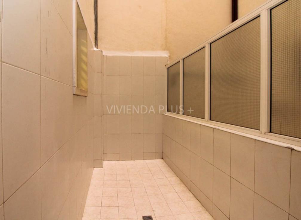 Location à long terme - Rez-de-chaussée - Elche - Corte Ingles