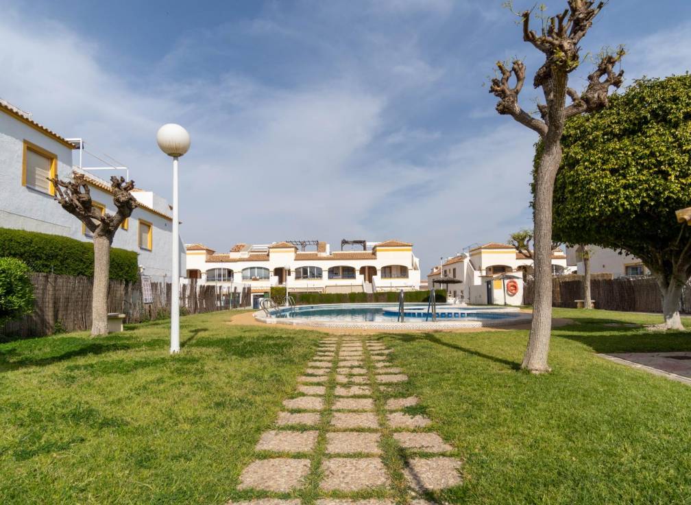 Location à long terme - Rez-de-chaussée - Gran alacant - Avda. mediterraneo