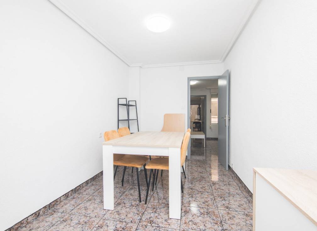 Long Term Rental - Flat - Elche - Plaza Crevillente-Juzgados