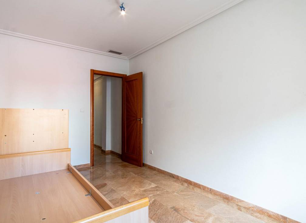 Long Term Rental - Flat - Elche - Plaza Obispo Siuri
