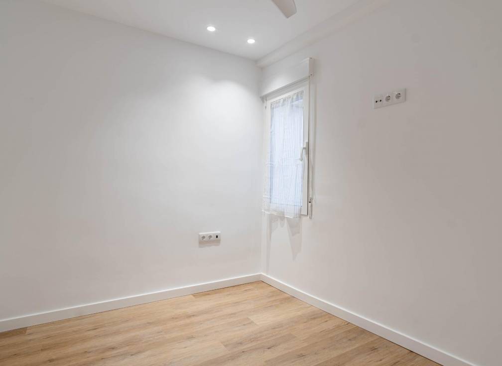 Long Term Rental - Flat - Elche - Reina Victoria-Miguel Hernández