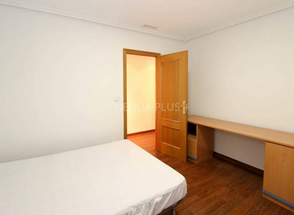 Long Term Rental - Ground floor - Elche - Corte Ingles