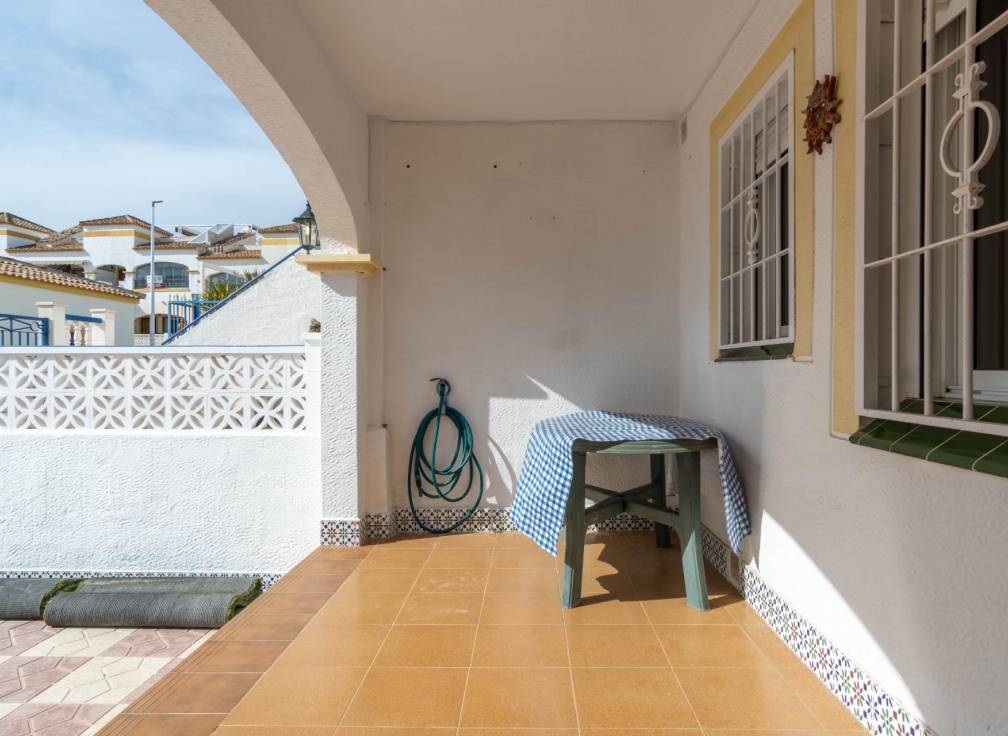 Long Term Rental - Ground floor - Gran alacant - Avda. mediterraneo