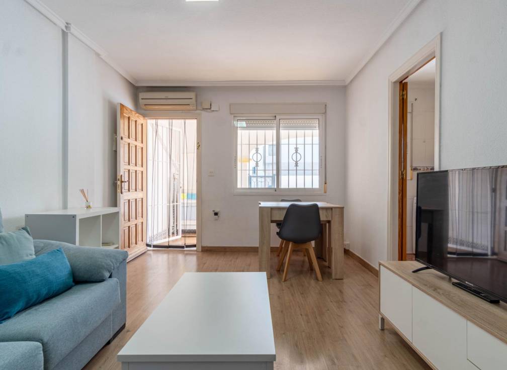 Long Term Rental - Ground floor - Gran alacant - Avda. mediterraneo