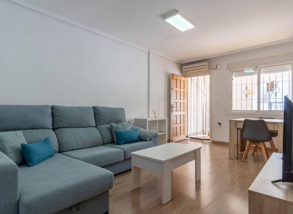 Long Term Rental - Ground floor - Gran alacant - Avda. mediterraneo