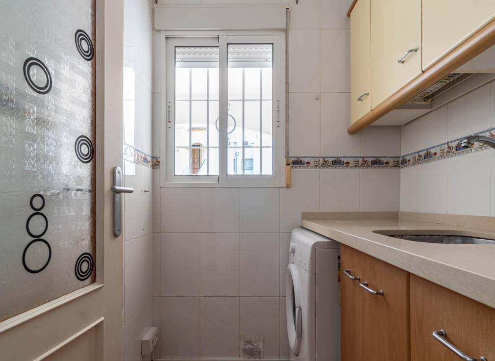 Long Term Rental - Ground floor - Gran alacant - Avda. mediterraneo