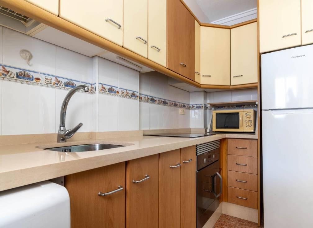 Long Term Rental - Ground floor - Gran alacant - Avda. mediterraneo