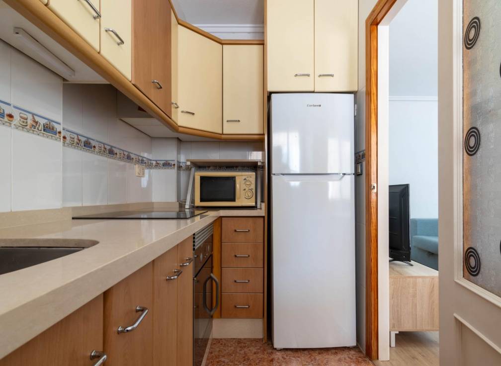 Long Term Rental - Ground floor - Gran alacant - Avda. mediterraneo