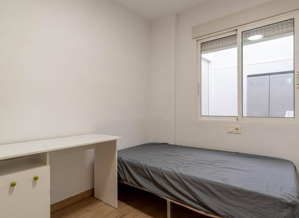 Long Term Rental - Ground floor - Gran alacant - Avda. mediterraneo