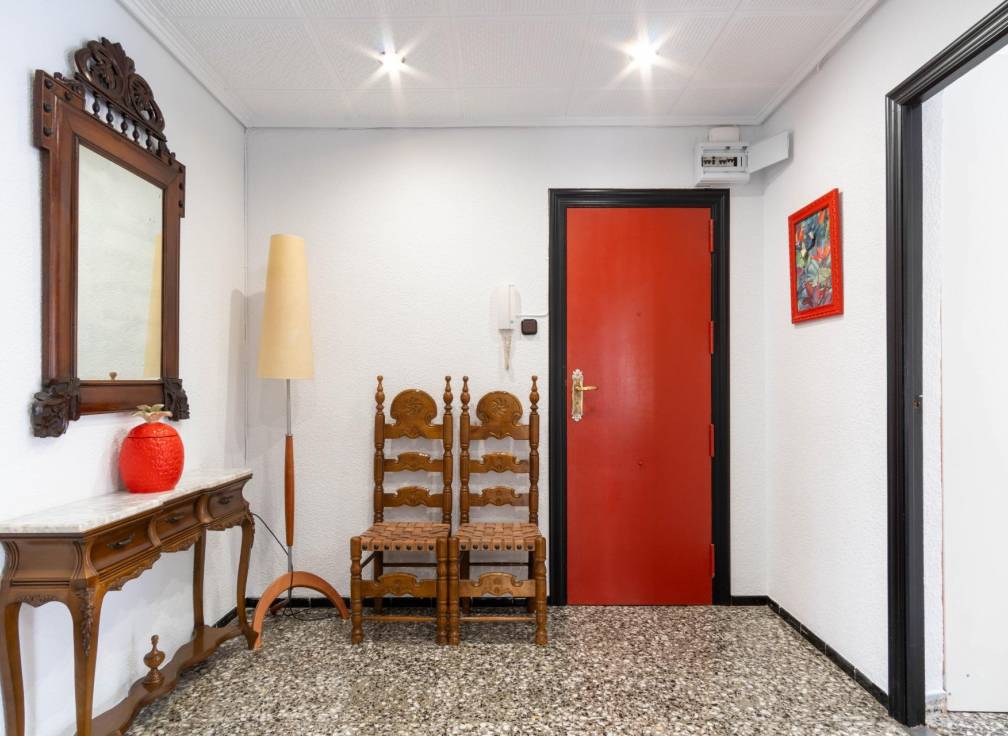 Long Term Rental - Mezzanine - Elche - Plaza Obispo Siuri