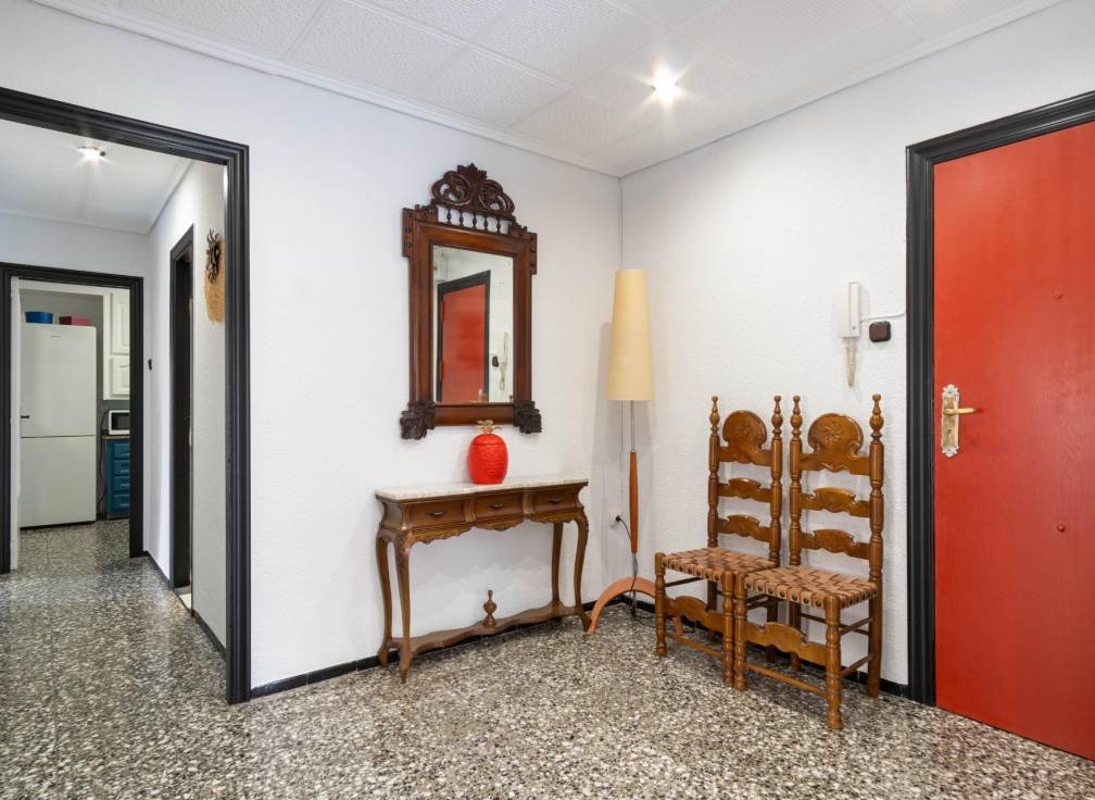 Long Term Rental - Mezzanine - Elche - Plaza Obispo Siuri