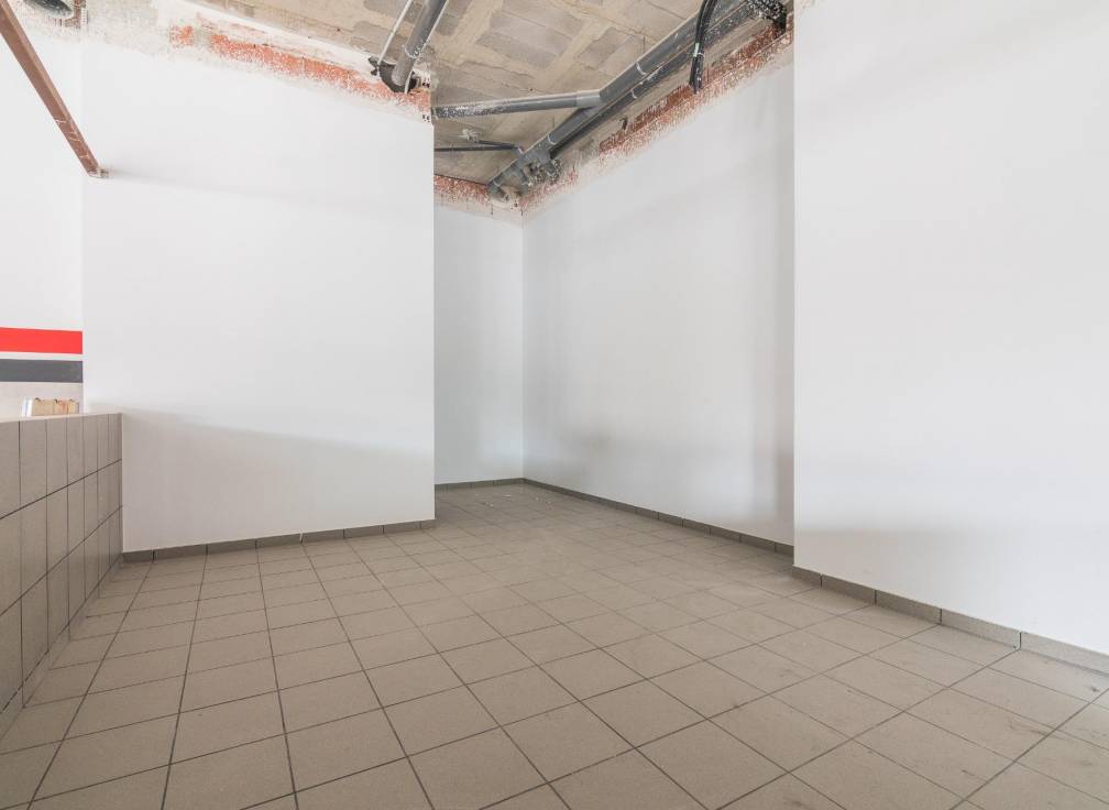 Nouvelle construction - Local commerciel - Elche - Huerto de travalon