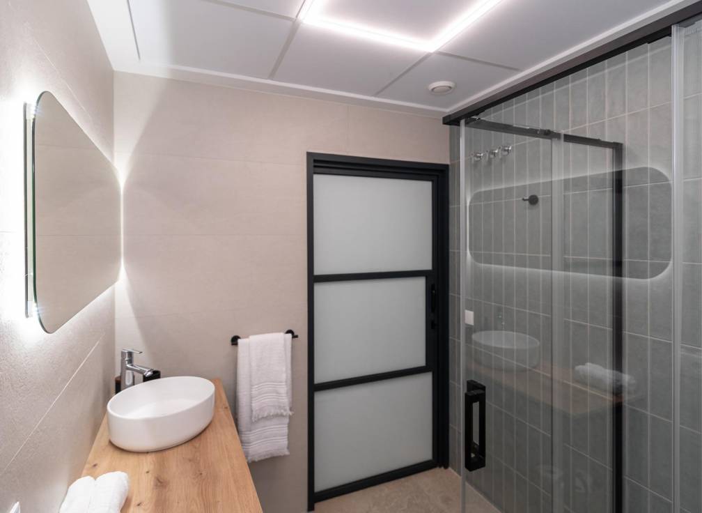 Nouvelle construction - Locaux commercials et aut - Santa Pola - Playa Levante