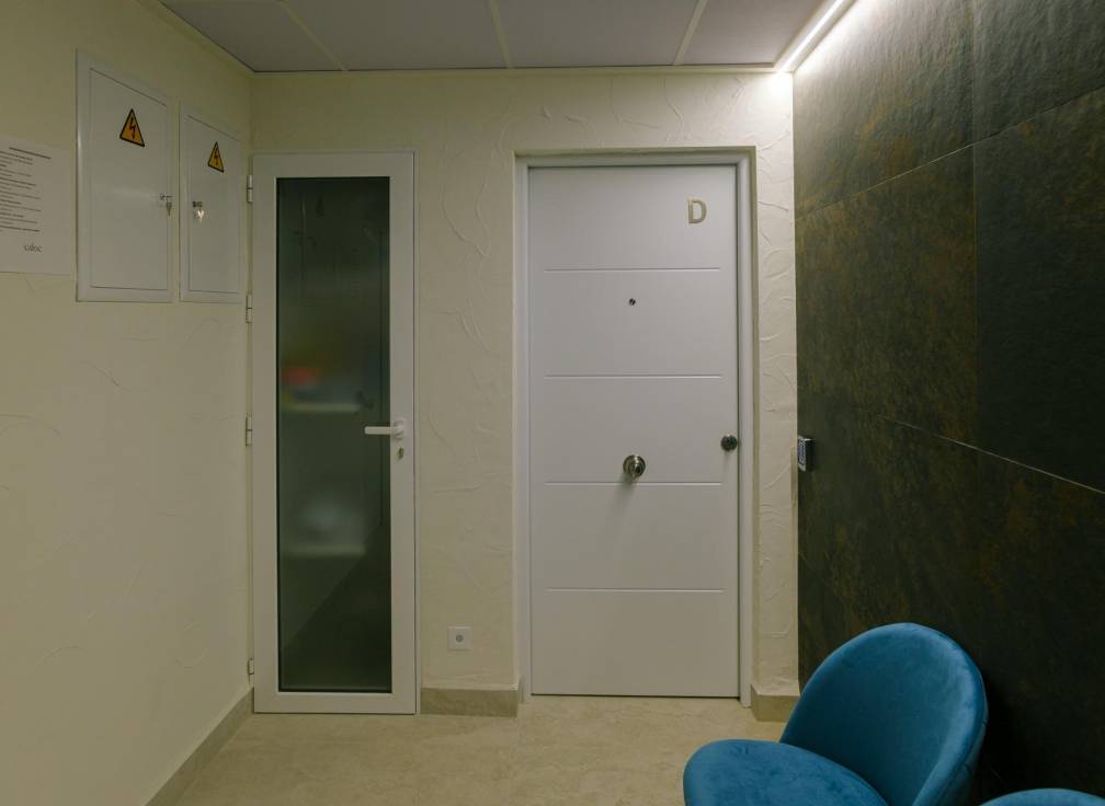 Nouvelle construction - Locaux commercials et aut - Santa Pola - Playa Levante