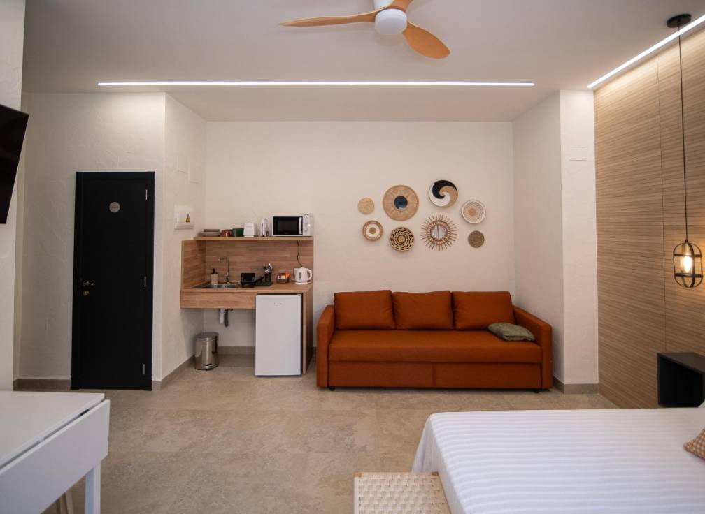 Obra nueva - Negocio - Santa Pola - Playa Levante