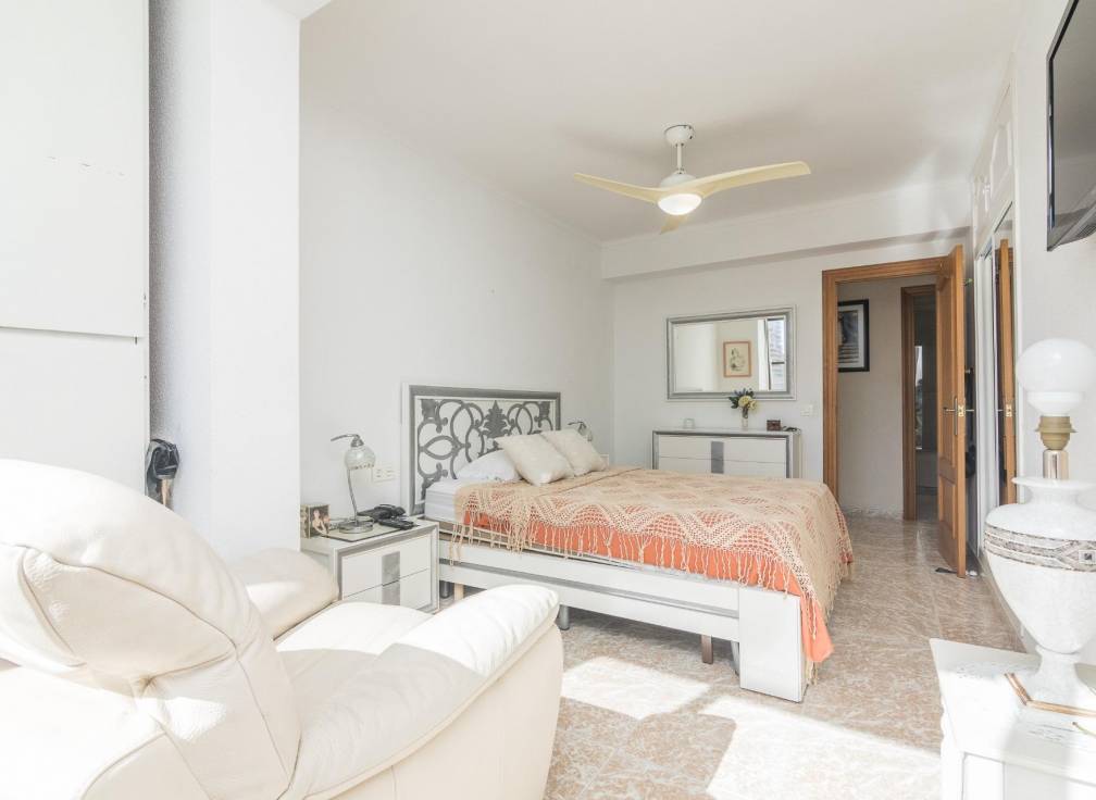 Resale - Apartment - Alicante - Playa de San Juan