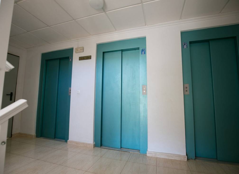 Resale - Apartment - Arenales del Sol - Avenida costa blanca