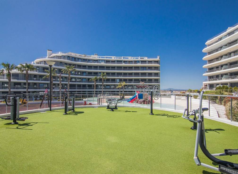 Resale - Apartment - Arenales del Sol - Calle valladolid
